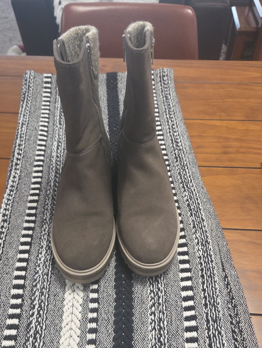 Cougar Taupe Women's Ankle Booties with Faux Fur Trim